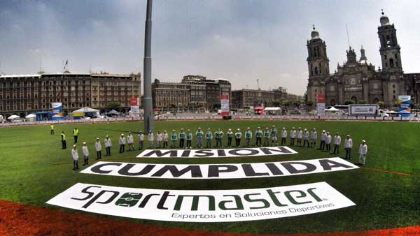 cancha de beisbol con pasto sintetico