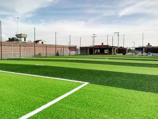 Construccion de Canchas de Futbol con PASTO SINTÉTICO